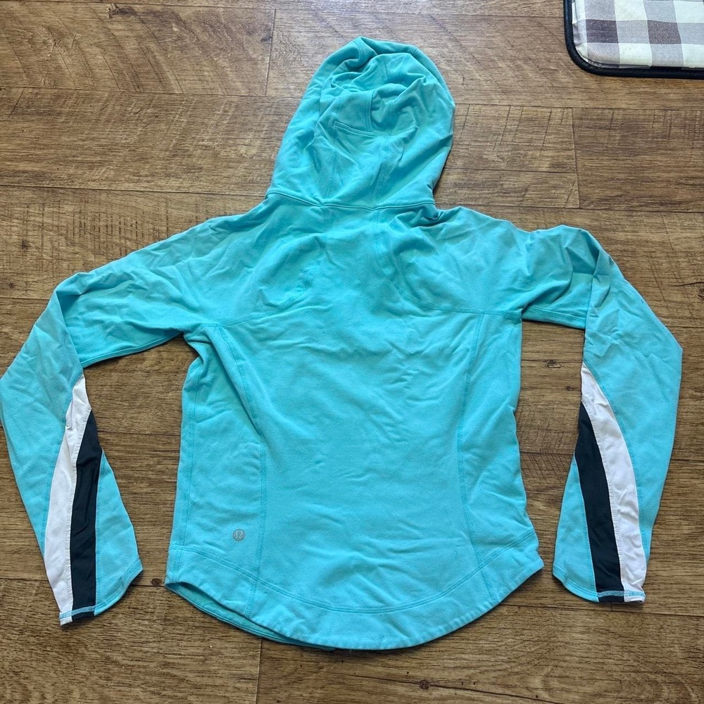Lululemon Half Moon Jacket Angel Blue Size 8 - Picture 6 of 8